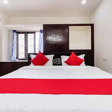 Oyo Victory Grand Otel Tadepalle Dış mekan fotoğraf